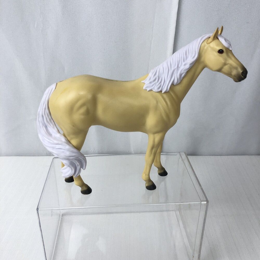 Breyer Horse Latte World of Breyer Collectible 2022 Classic Toy